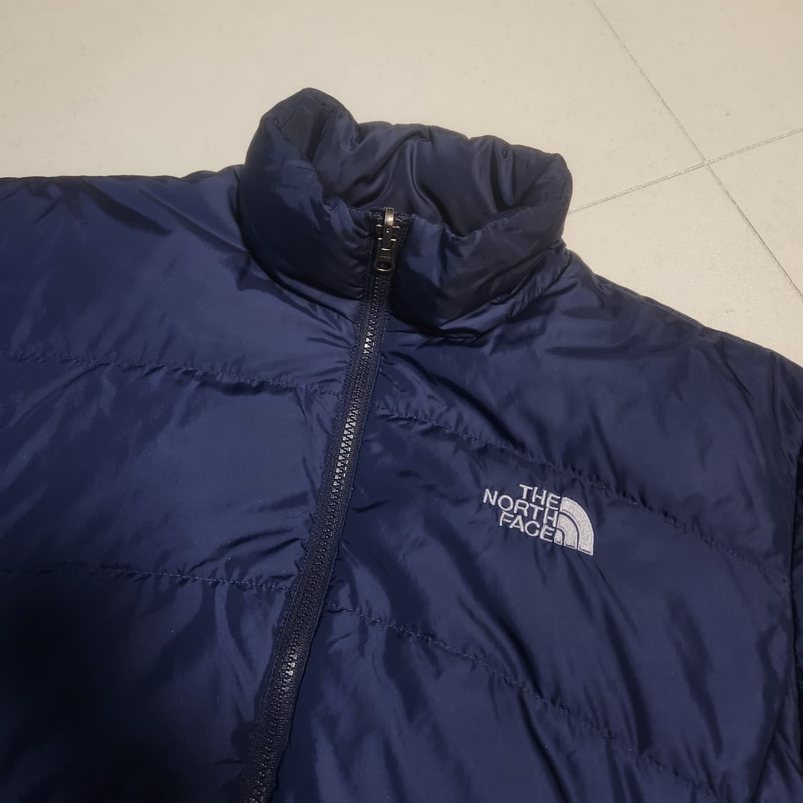 노스페이스 구스다운 네이비 패딩 상품이미지1