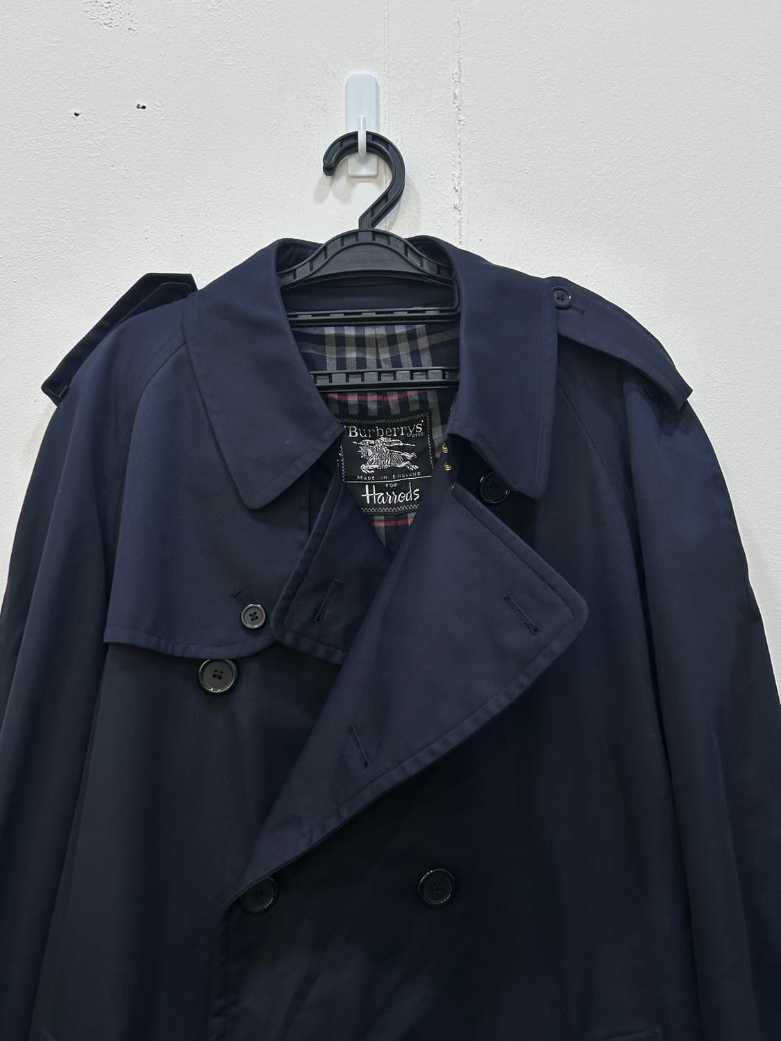 버버리 체크 안감 더블 견장 트렌치코트 남성 95-100사이즈 네이비 상품이미지3