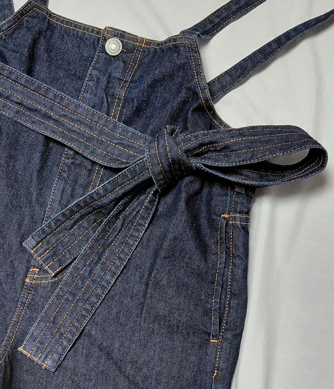 [M] 아즐 바이 마우지(AZUL) 리본 포인트 와이드 데님 오버롤 바지 상품이미지3