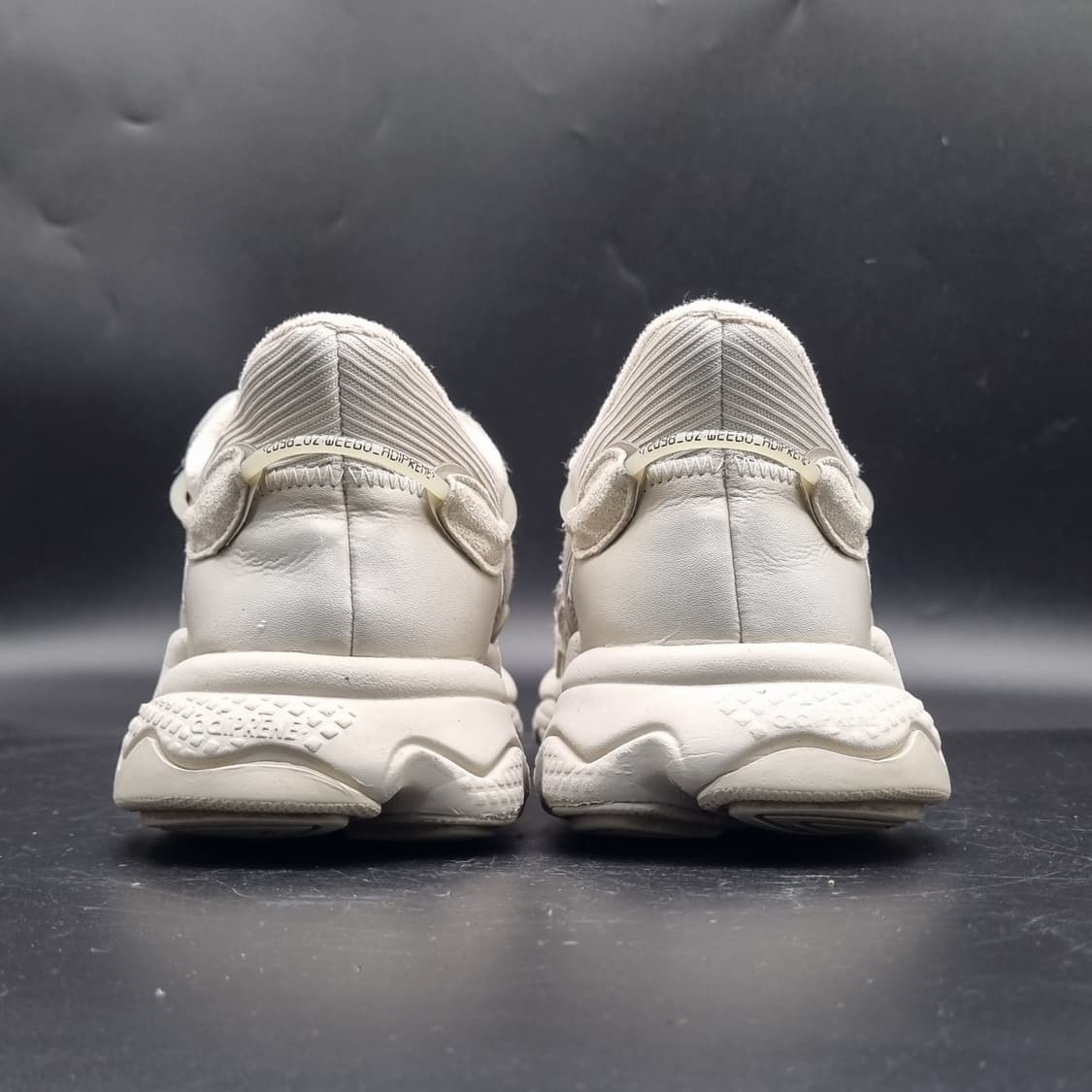 아디다스 오즈위고 베이지 운동화275 상품이미지4