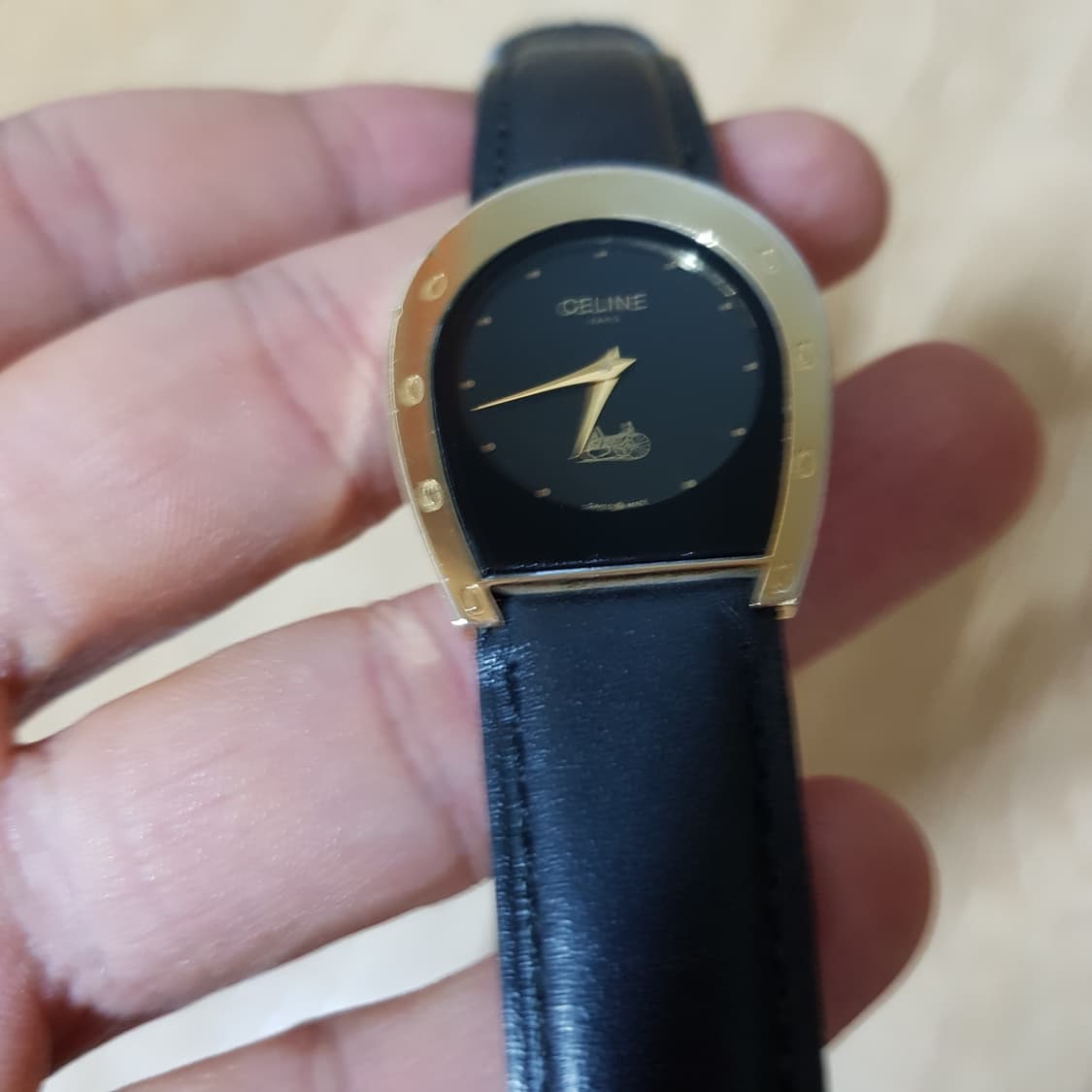 셀린느 말굽시계 판매합니다 상품이미지2