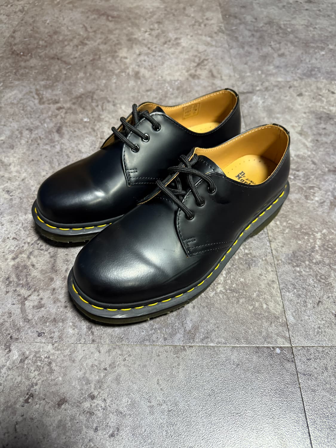 닥터마틴 1461 240 상품이미지1