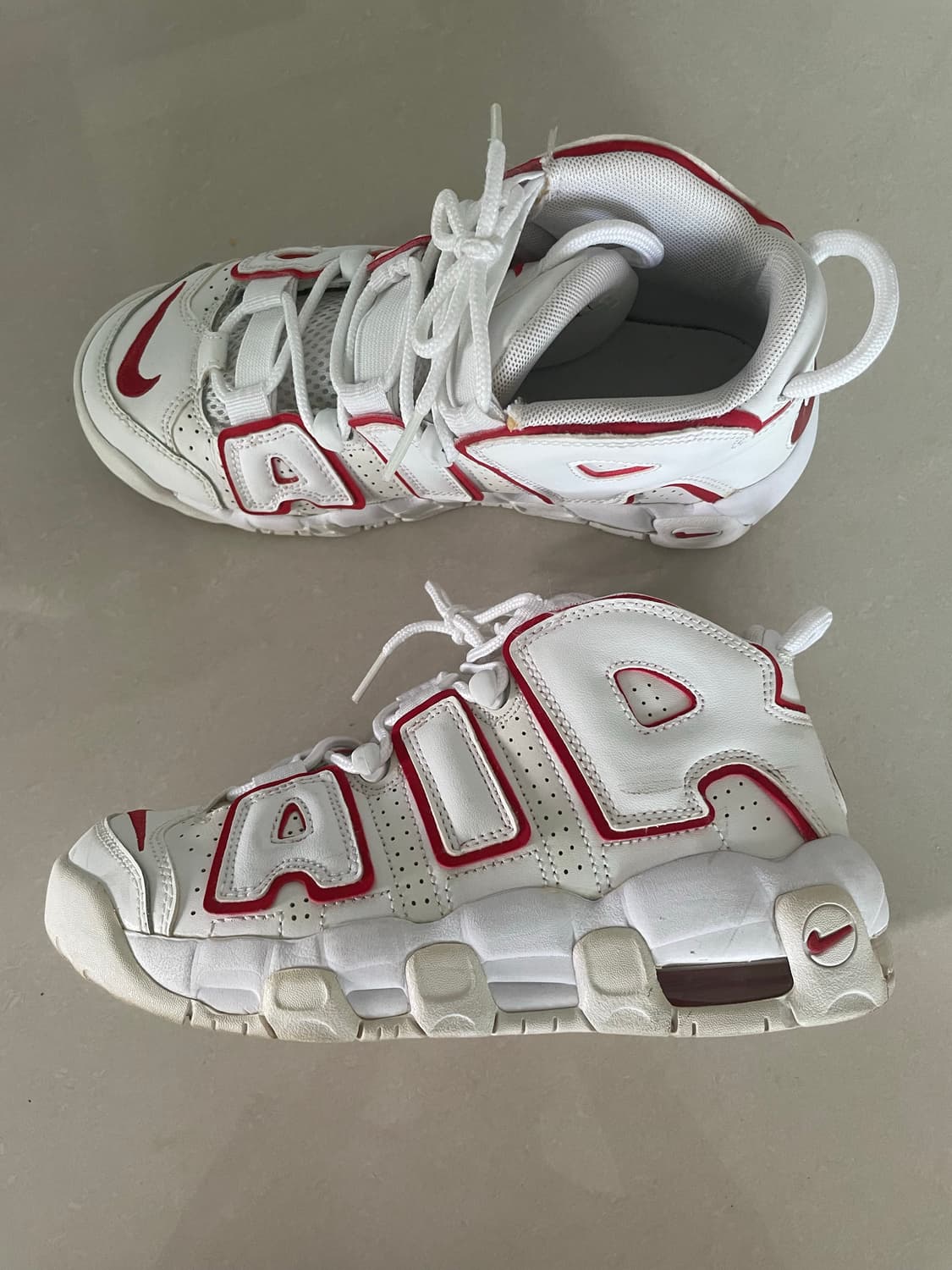 나이키 에어모어 업템포 바시티레드 상품이미지3