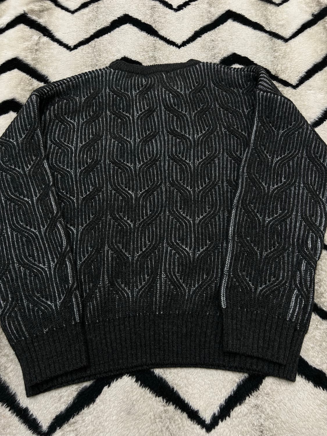 [L]메종미네드 오버핏 케이블 니트/챠콜 상품이미지5