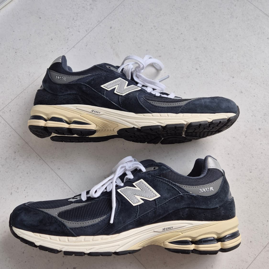 뉴발란스 2002R 상품이미지3