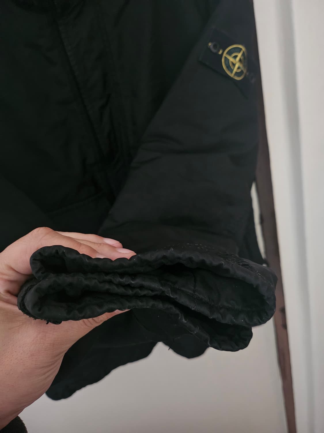 스톤아일랜드 다비드-tc 숏패딩 블랙  L(100-105) 상품이미지5