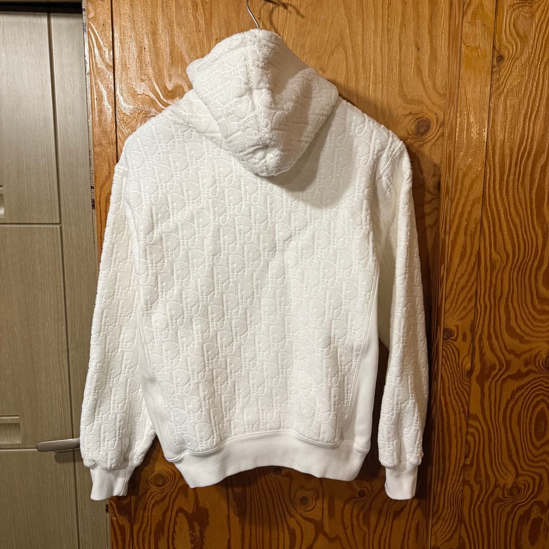 디올 오블리크 후드티셔츠 판매 합니다. 상품이미지7