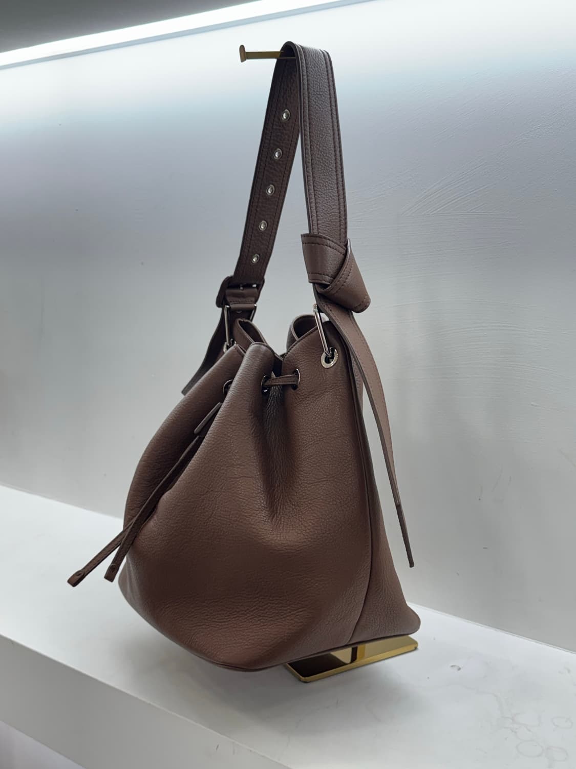 막스마라 가죽 토트백 상품이미지5