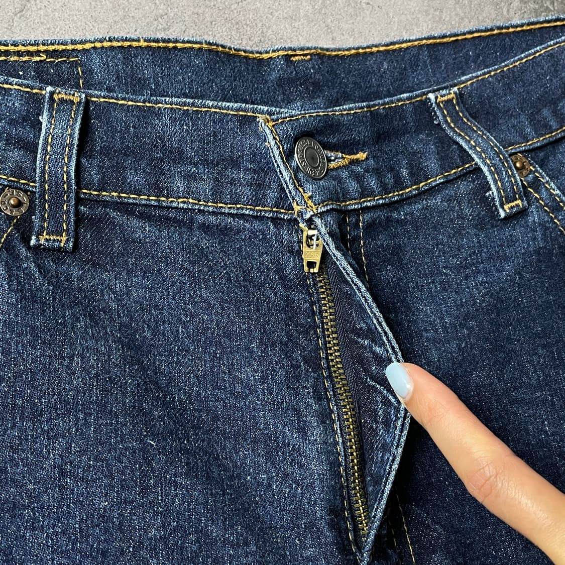 LEVI'S 리바이스517 빈티지 슬릿 데님 하프팬츠 A01168 상품이미지3