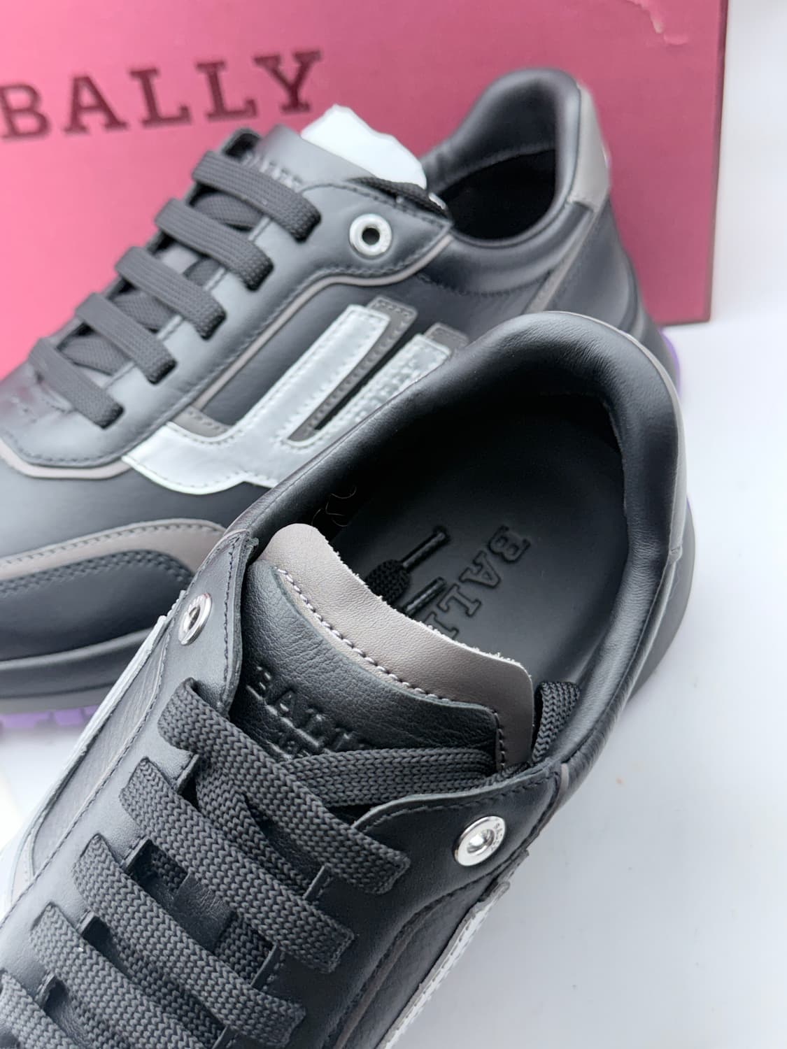 정품)발리 스나커즈250 상품이미지5