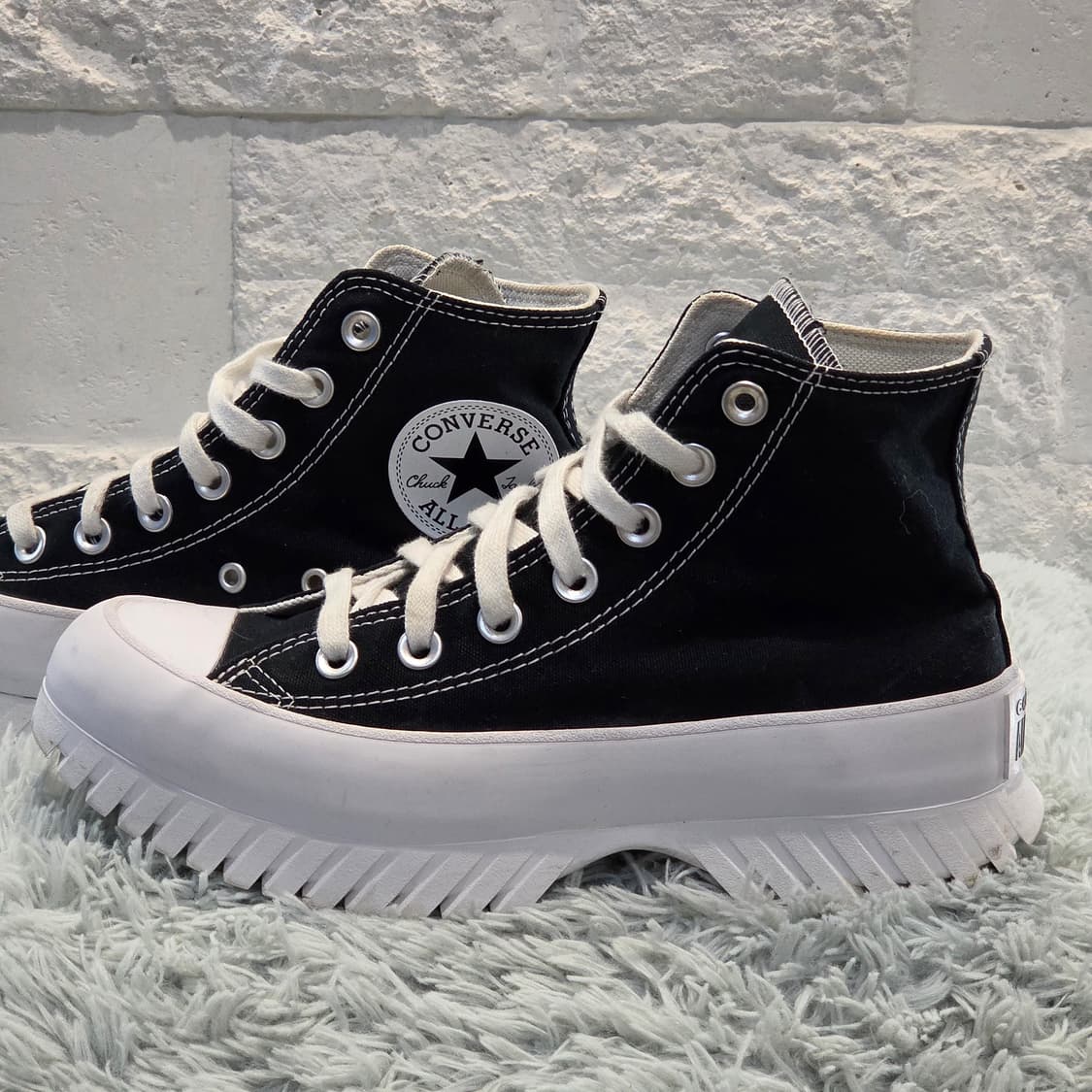 6a-23:컨버스 런스타 하이크 하이 블랙키높이6cm(235)-상태굿 상품이미지2