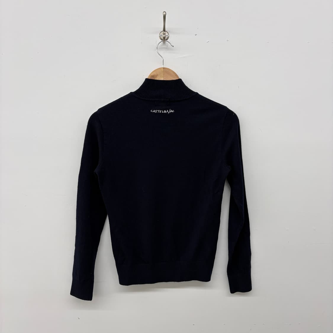 까스텔바작 프린팅 블랙 니트 여성 S 상품이미지4