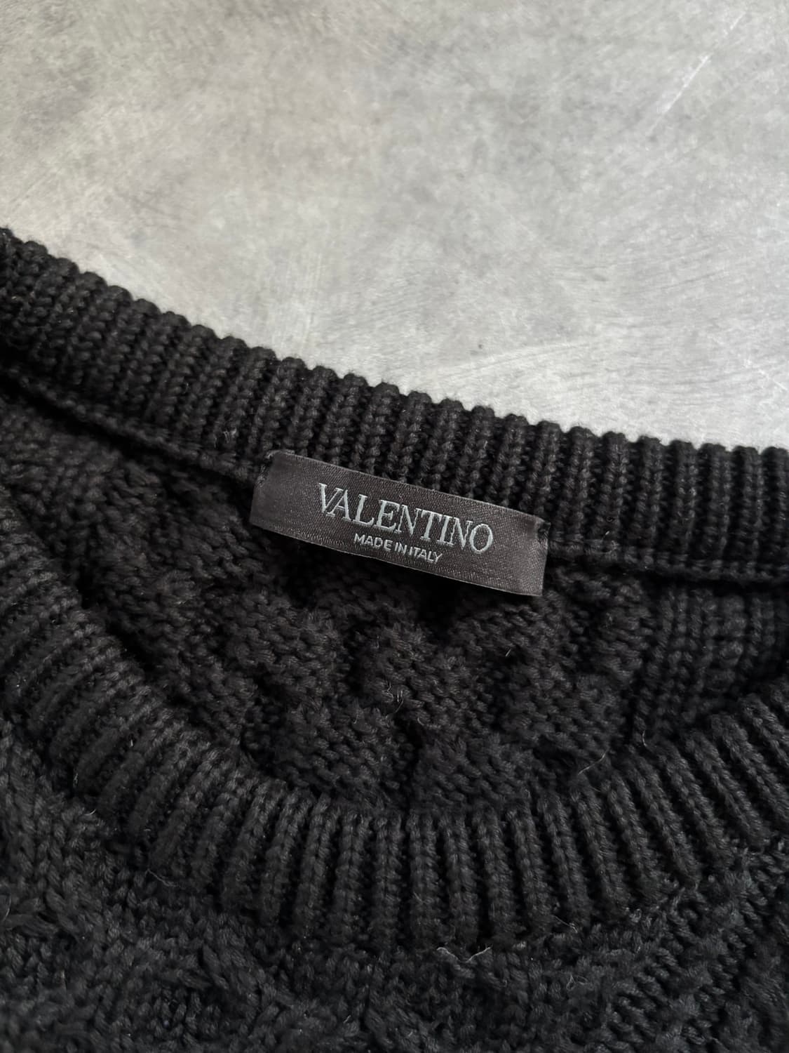 Valentino 발렌티노 버터플라이 자수 코튼 케이블 니트 상품이미지5