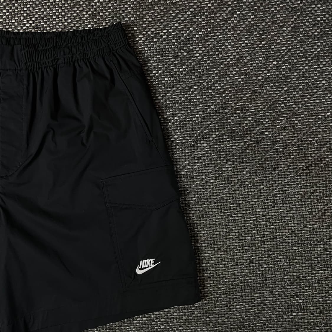 (밴딩) 나이키 블랙 유틸리티 나일론 카고 하프 팬츠 XL 상품이미지3