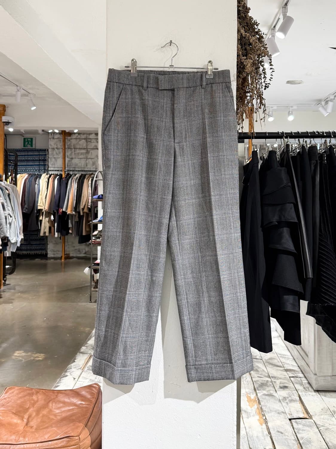 구찌 유니폼 그레이 체크 라나울 블레이저 팬츠 셋업 상품이미지4