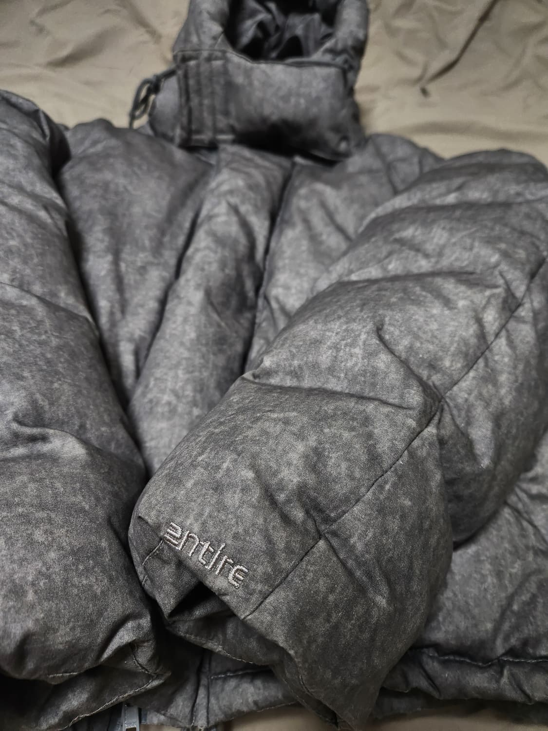 엔타이어 스튜디오 soa 패딩 [L] 상품이미지3