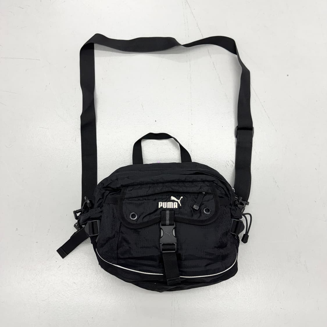 푸마 올드스쿨 탄창 테크니컬 크로스백 상품이미지2