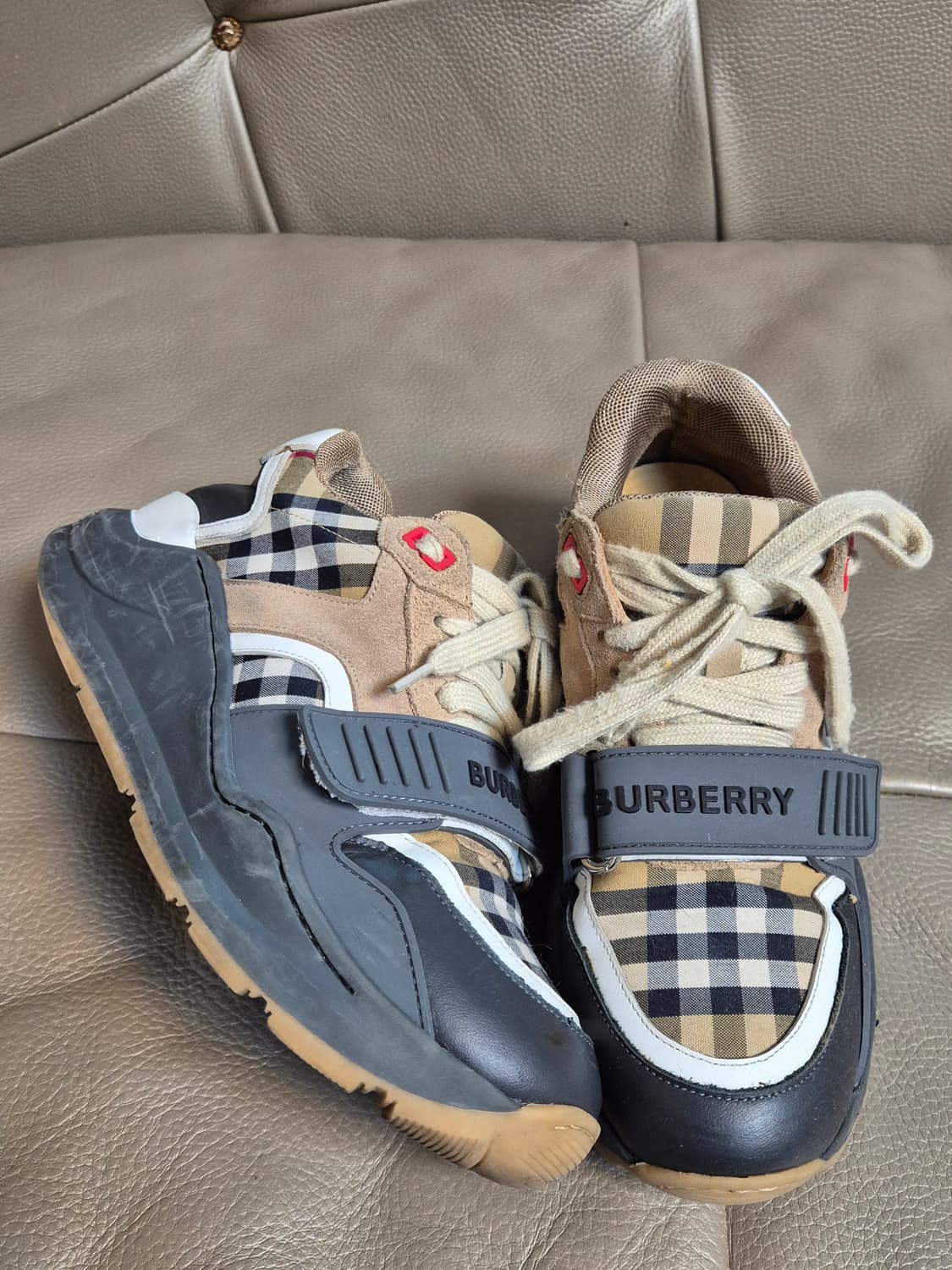 버버리 체크 벨크로 스니커즈 여자 235 상품이미지1