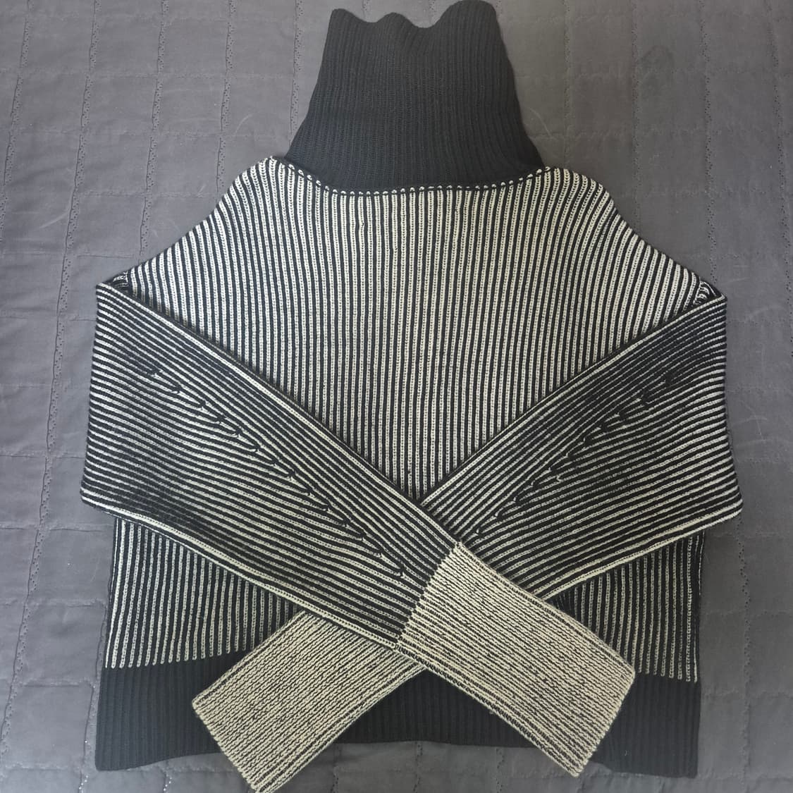 펑첸왕 자카드 크롭 니트재킷 상품이미지6