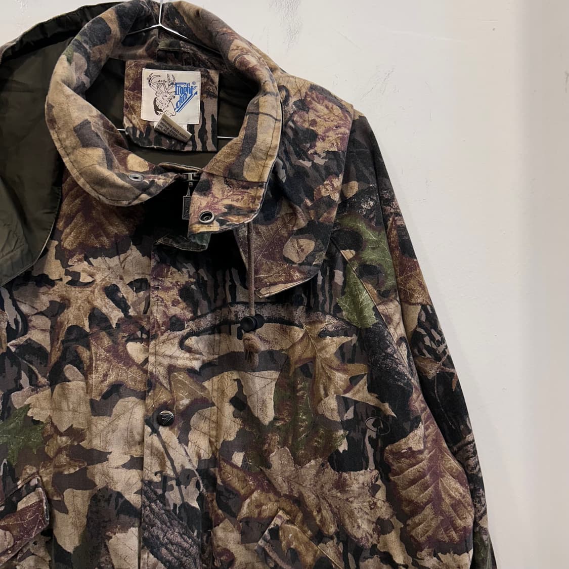 트로피클럽 래글런 리얼트리 후드 헌팅자켓 상품이미지1