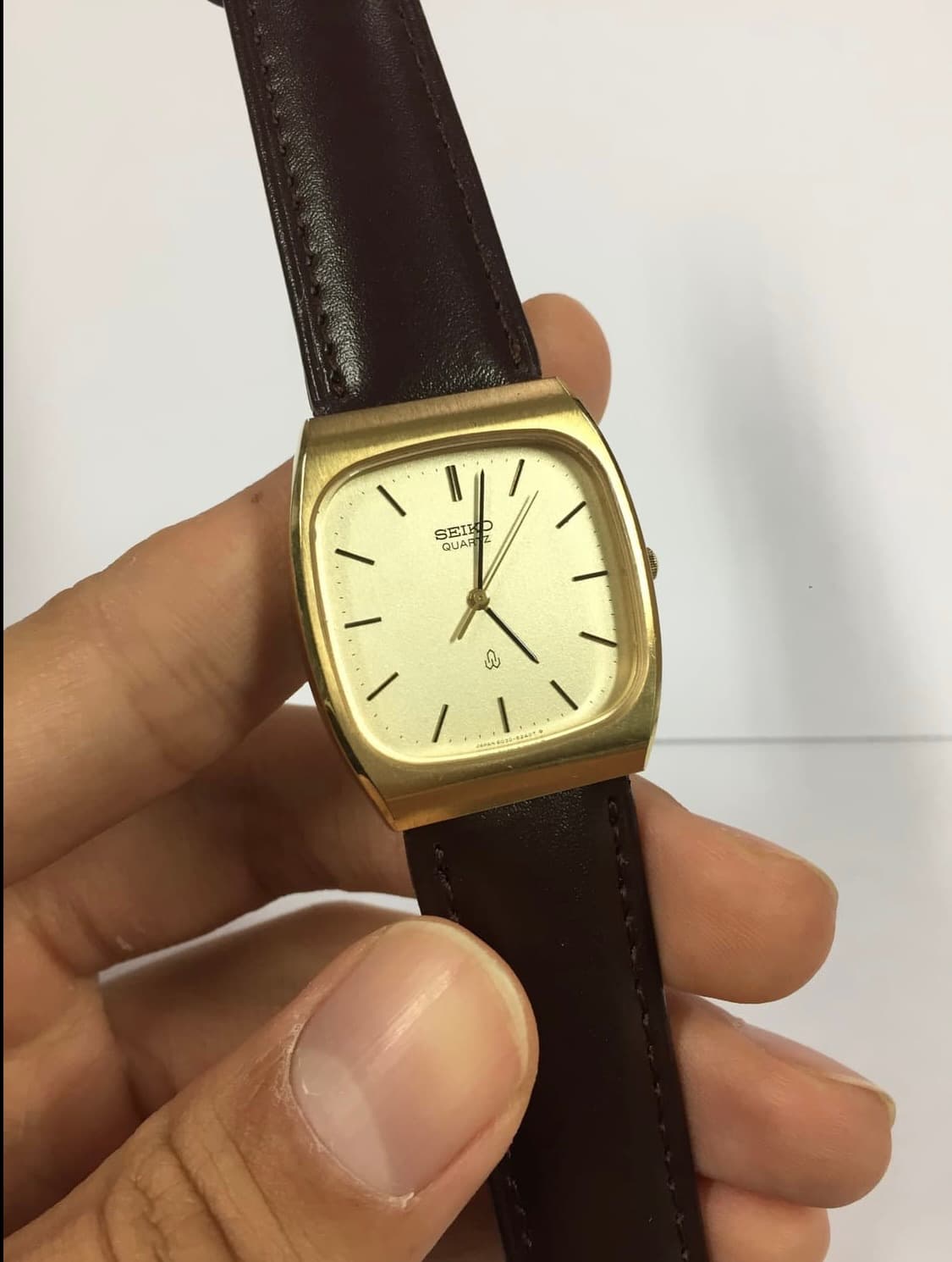 80s 세이코 샤리오 쿼츠 골드 상품이미지4