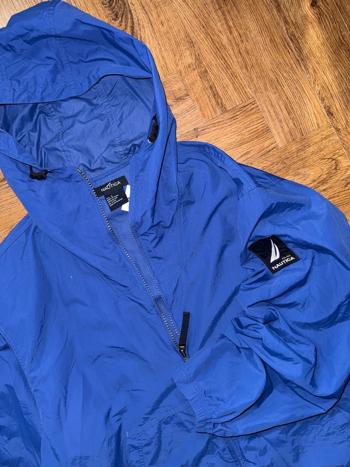 노티카 바람막이  상품이미지3