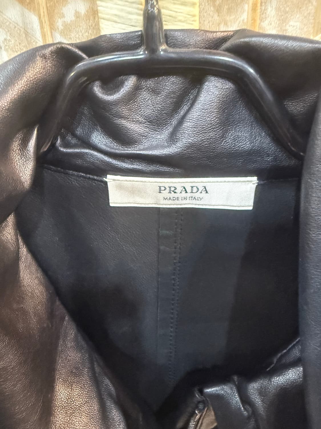 36/44-55 정품 프라다 가죽코트 팝니다 상품이미지2