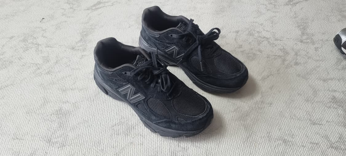 뉴발란스 990v3 트리플 블랙 250 상품이미지2