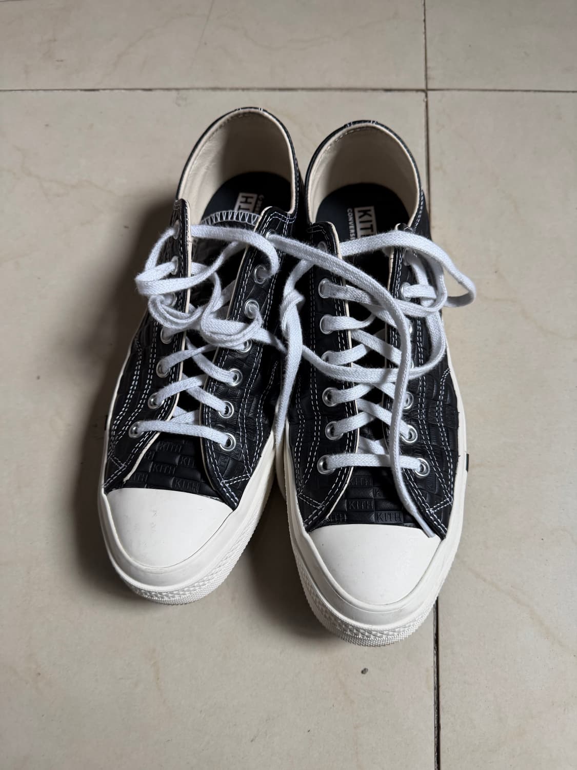 kith 컨버스 척테일러 블랙 로우 상품이미지3