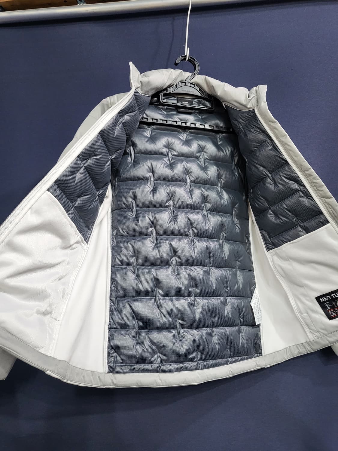 스케쳐스 구스다운 경량패딩 상품이미지6