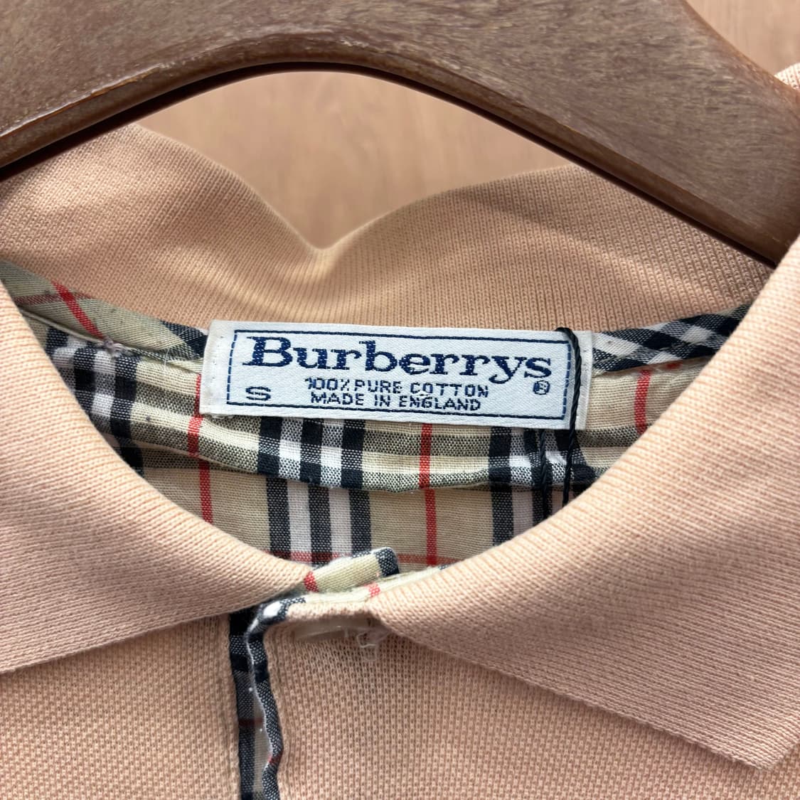 버버리 코튼 PK 티셔츠 하프 버튼 크레스트 로고 자수 디테일 오렌지 상품이미지7