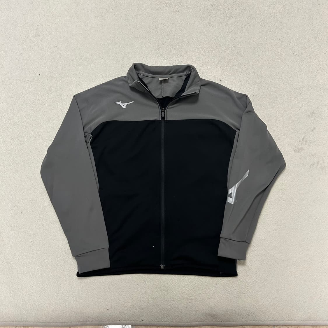Mizuno Black Jersey 상품이미지4