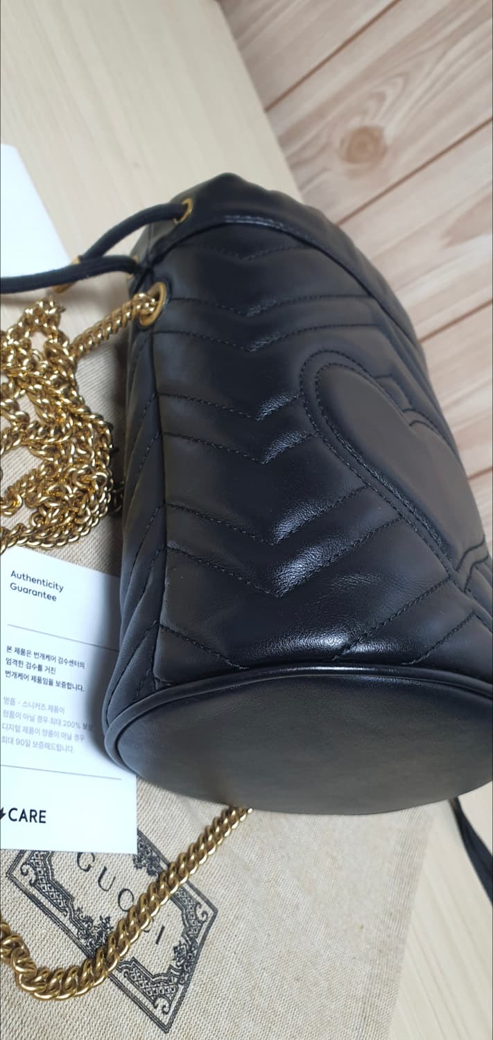 구찌 마몬트 마틀라세 버킷백/크로스백 새상품급 정품(감정서O) 상품이미지7