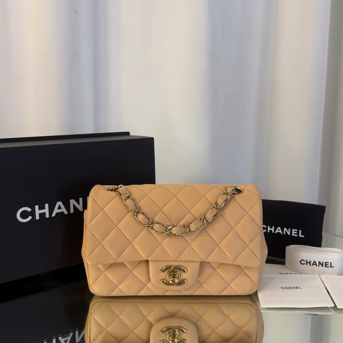 샤넬 A69900 클래식 뉴미니 플랩백 상품이미지2