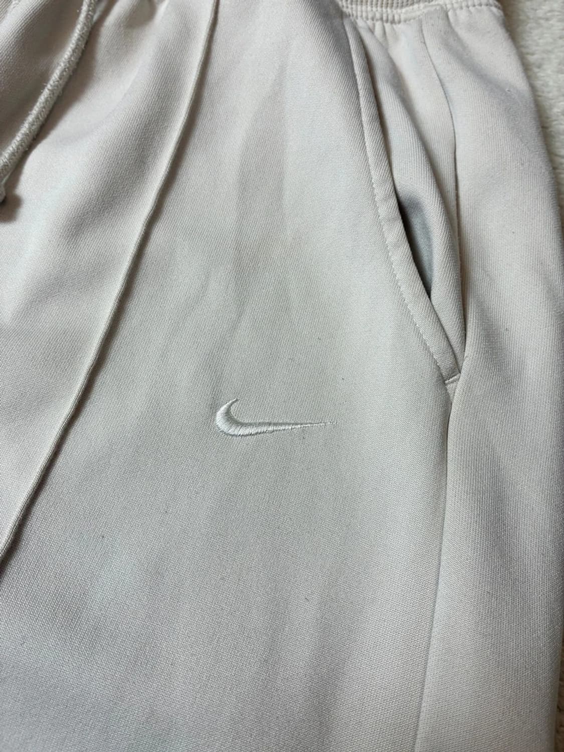 나이키 23FW NSW 에센셜하이 웨이스트 와이드 레그 팬츠 PN7892 상품이미지5