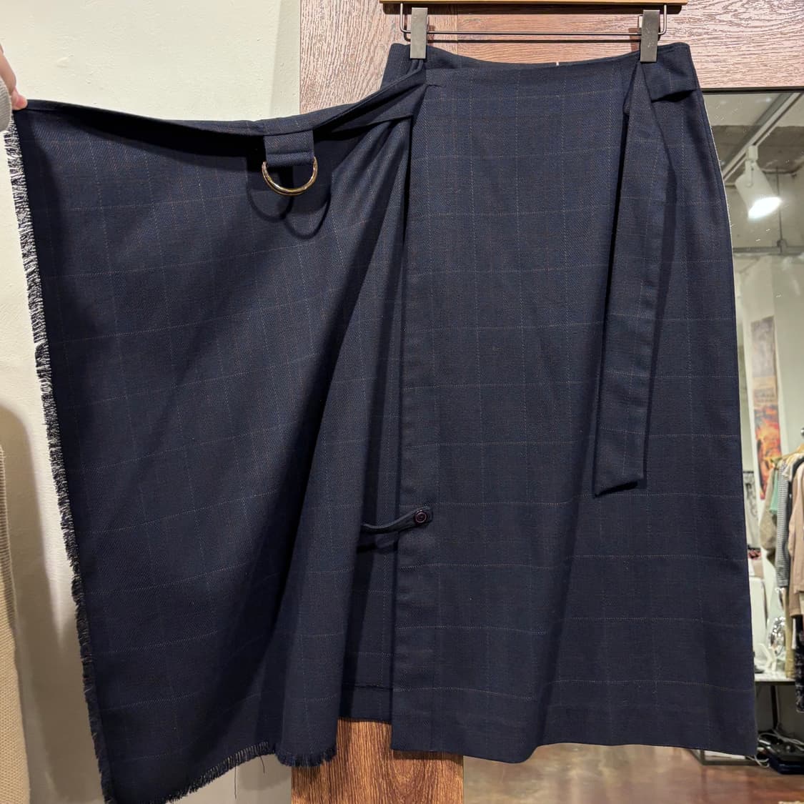 일본 빈티지 네이비 체크 벨티트 드레이프 롱 랩스커트 상품이미지5