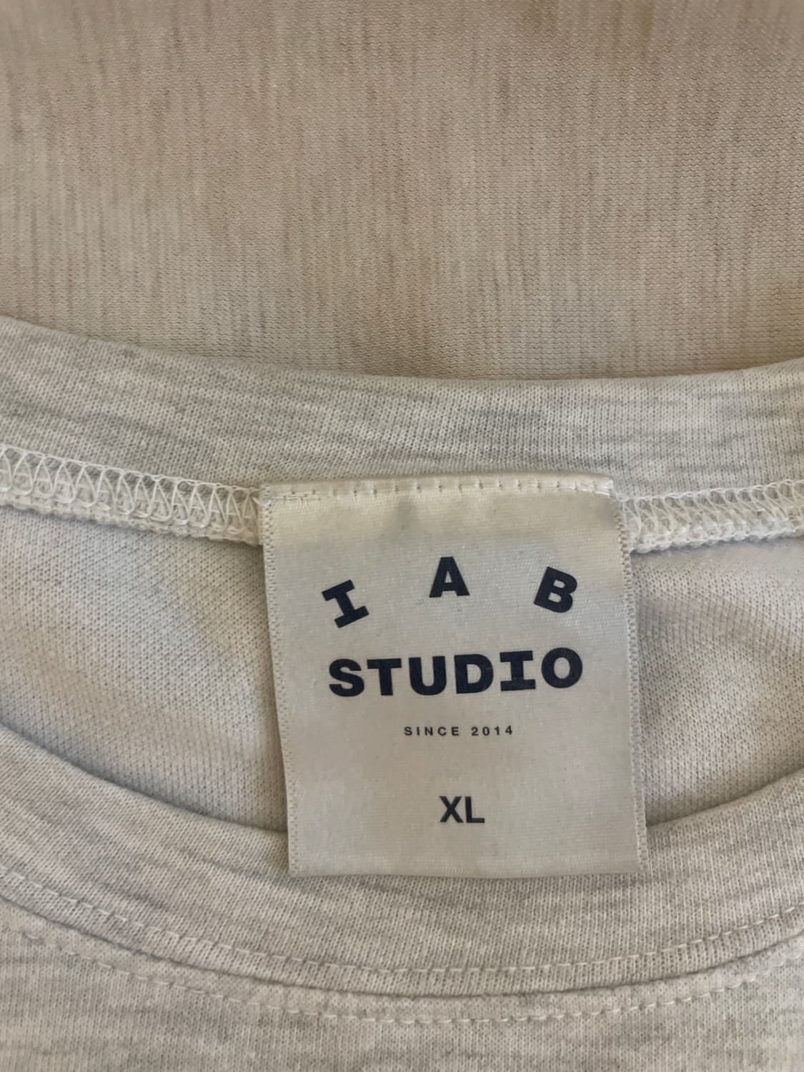 아이앱 롱슬리브 라이트 그레이 XL 상품이미지3