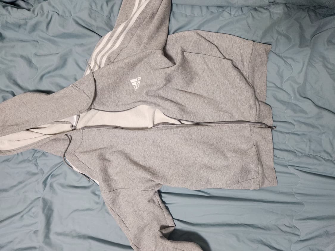 아디다스 회색 후드집업팝니다 상품이미지1