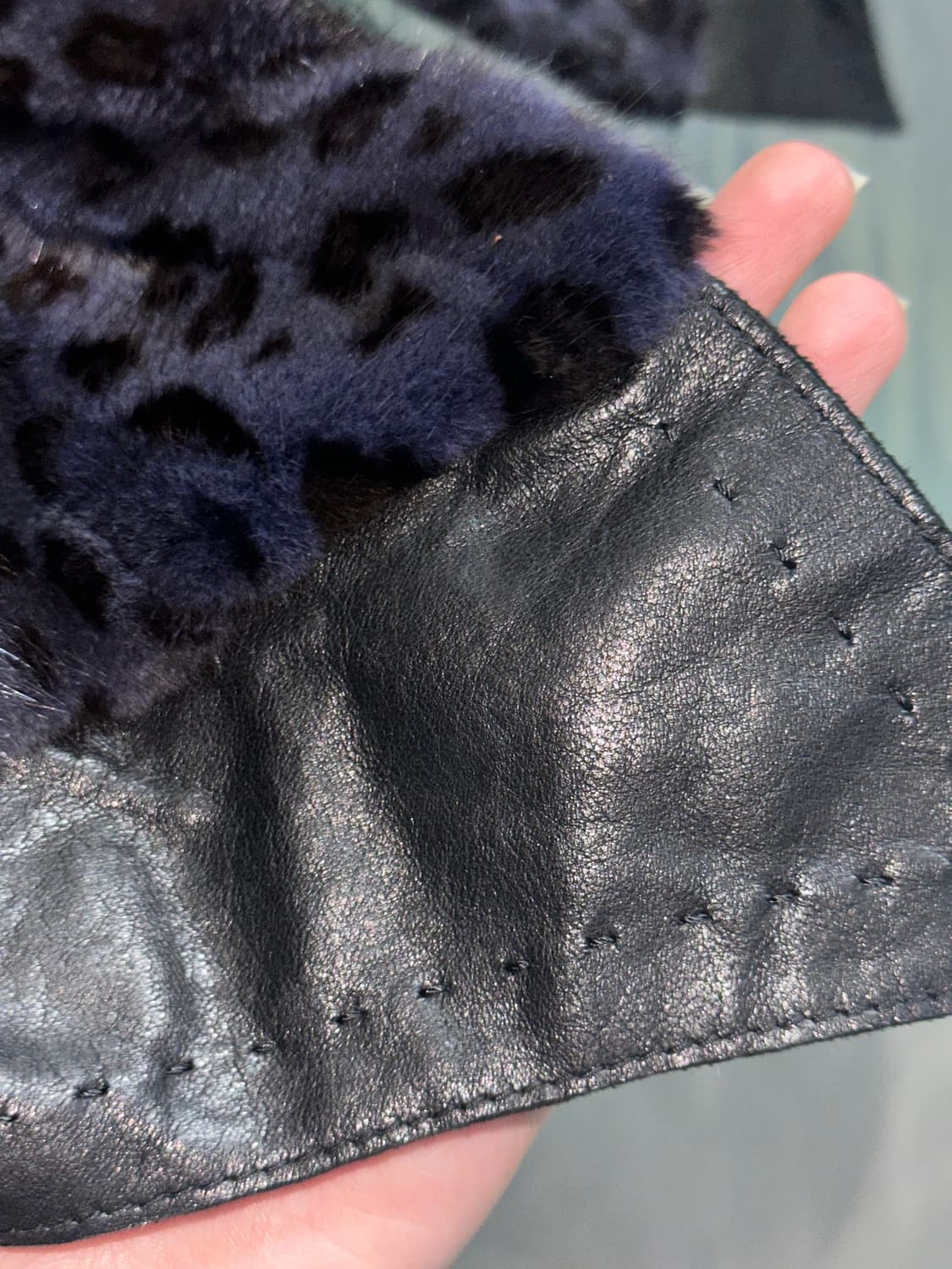 퍼플 레오파드 레더 베스트 상품이미지3