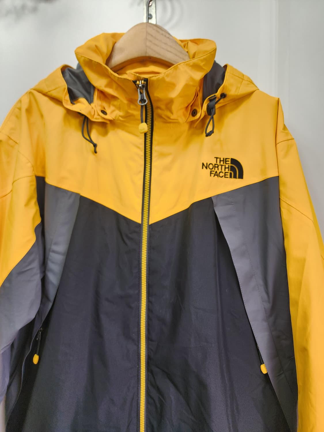 노스페이스 바람막이 상품이미지2