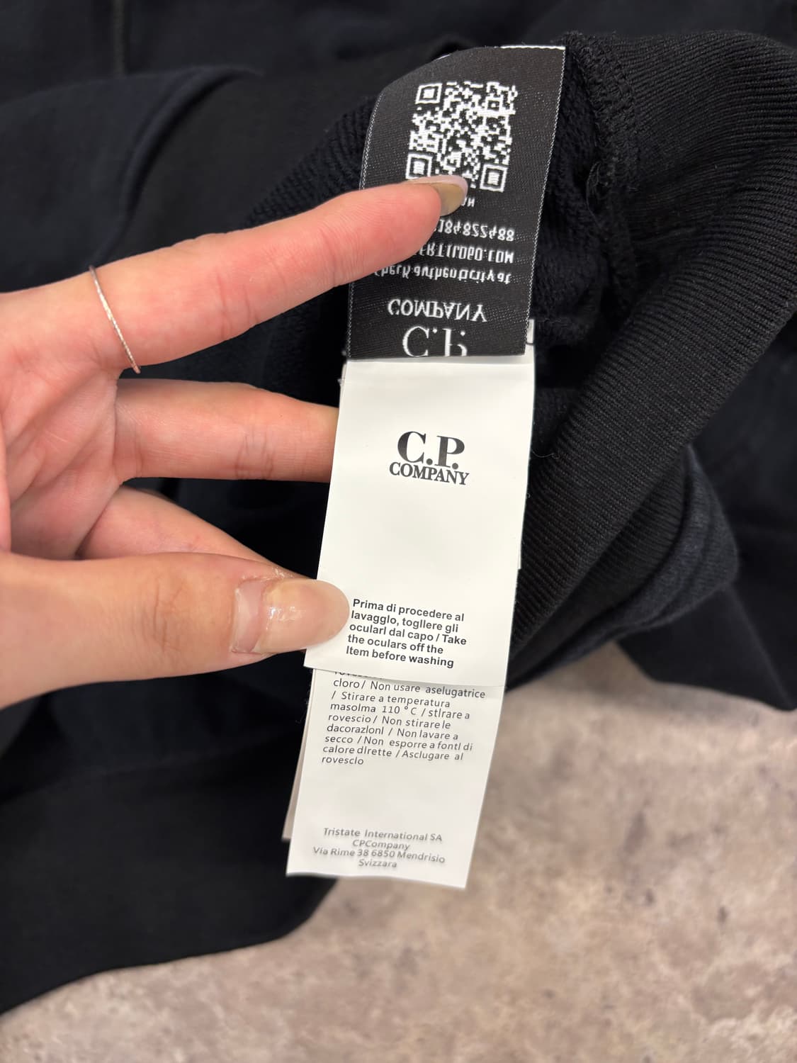 c.p. company 블랙 후드티 #csz4182 상품이미지7
