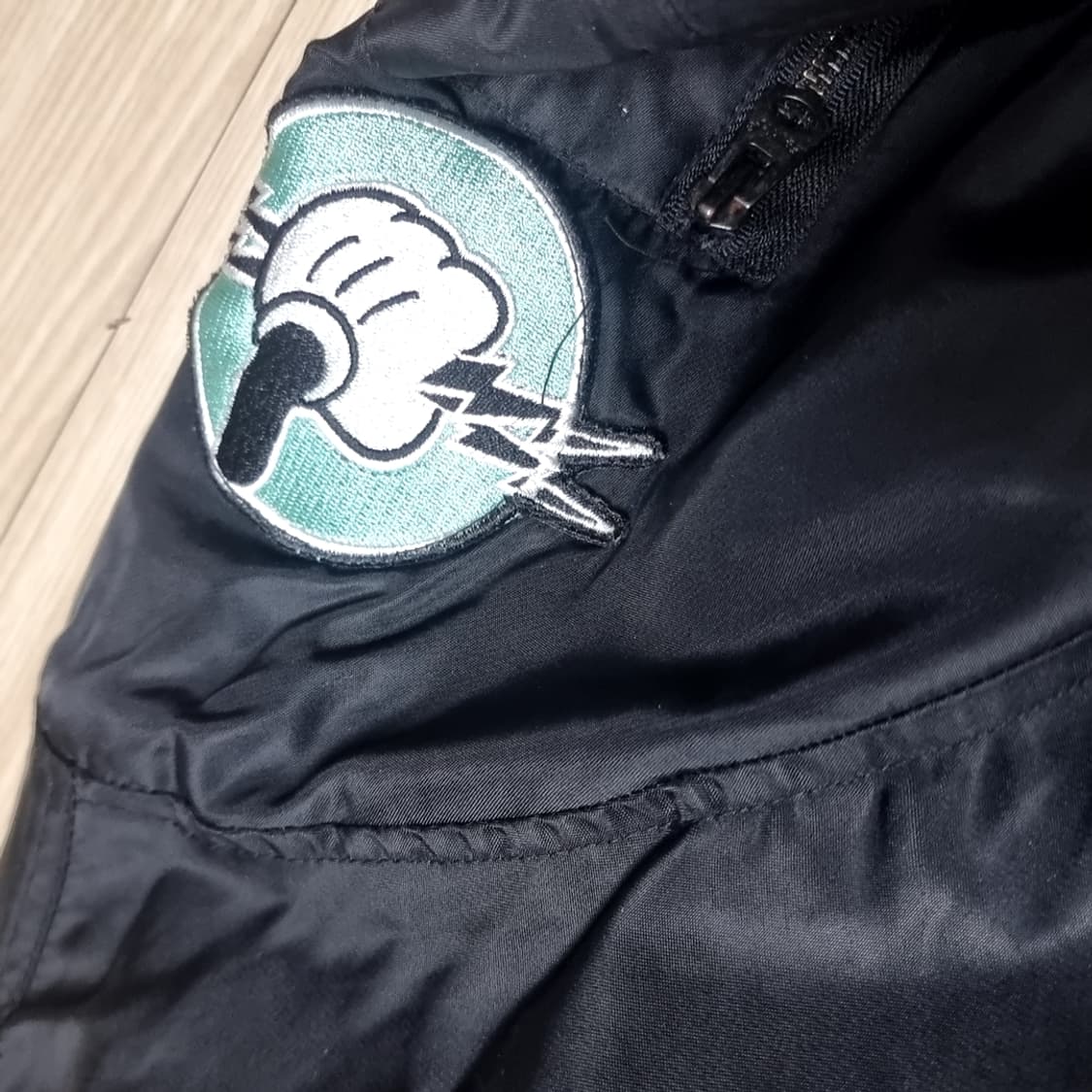 Feltics 펠틱스 블랙 패치 항공점퍼(95-103) 상품이미지3