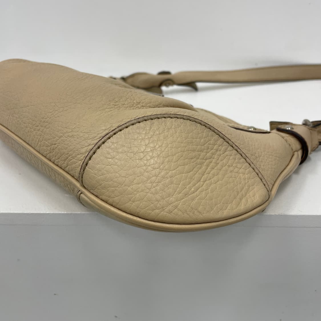 페라가모 미니 실버 간치니 베이지 숄더백 가방 상품이미지8