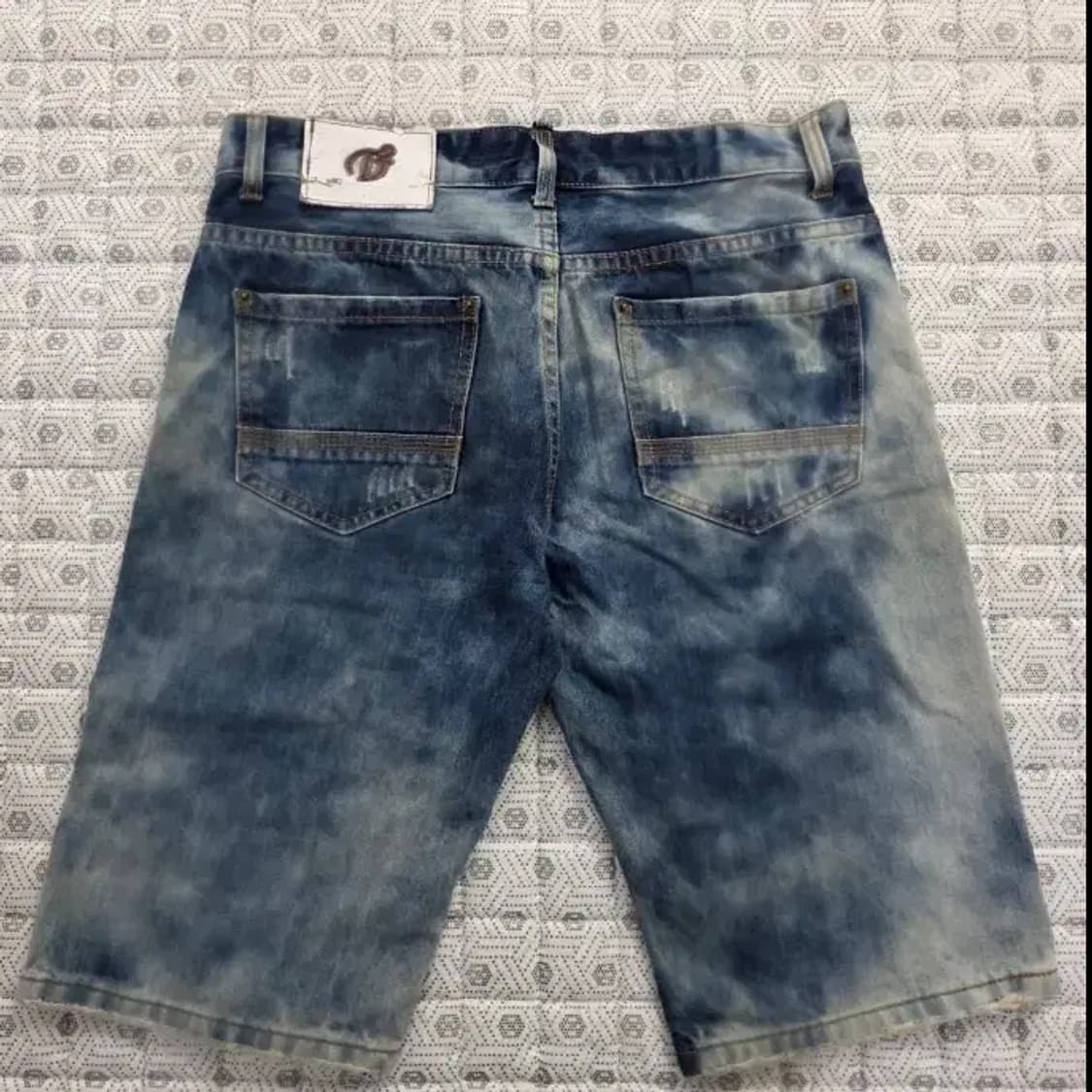 디스퀘어드2 남성 워싱 데님 반바지 34 상품이미지3