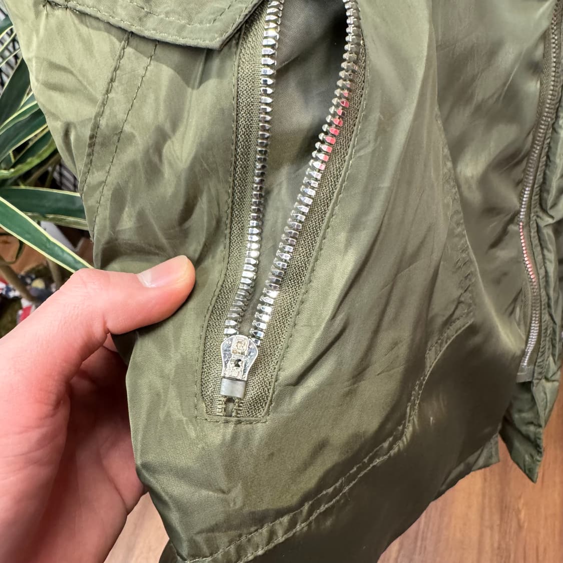 90s JPN VINTAGE 오리지널 자수 패치 후드 퍼 파카 카키 상품이미지8