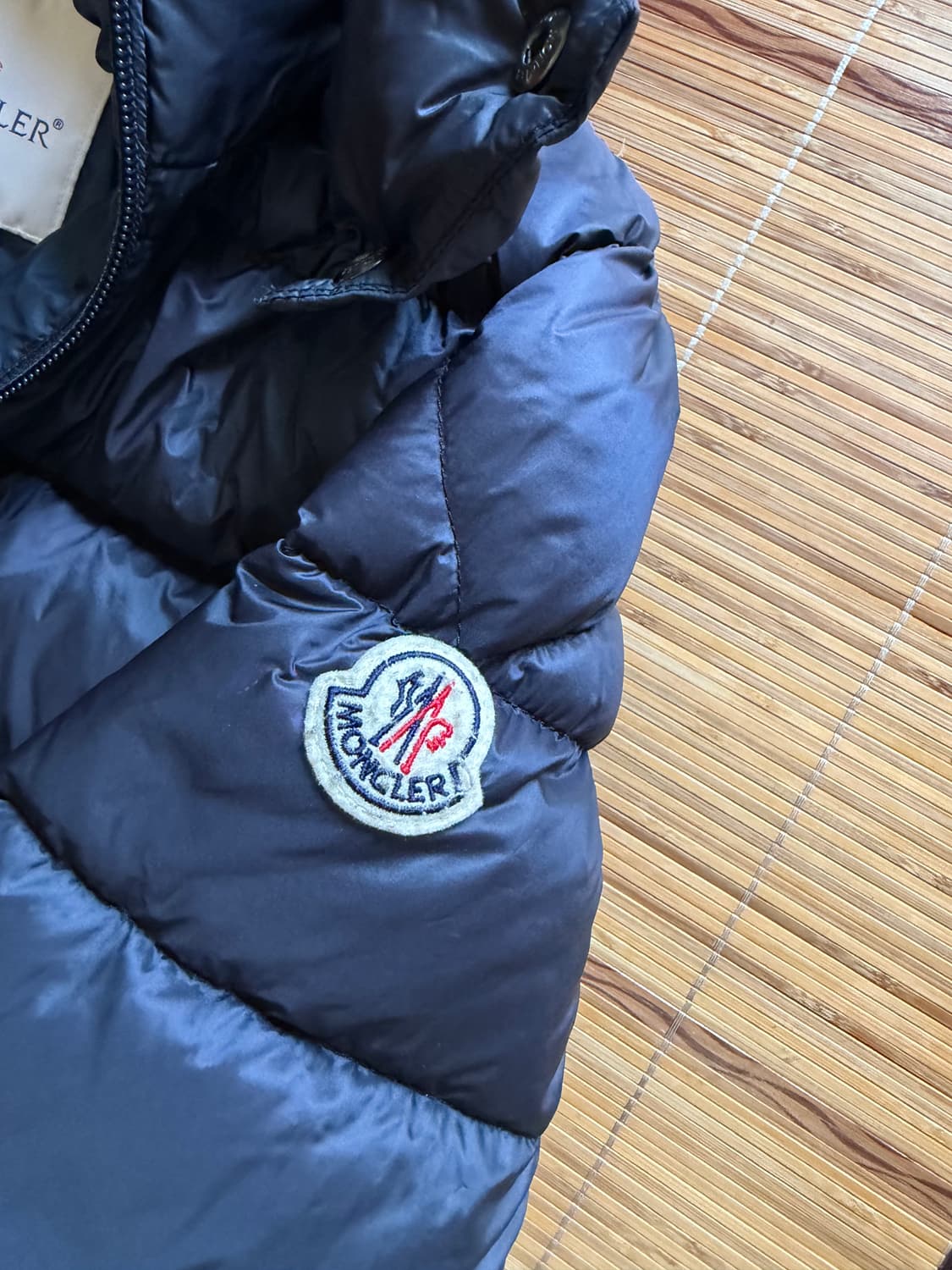 MONCLER 몽클레어 키즈 12y 네이비 패딩 정품 상품이미지2