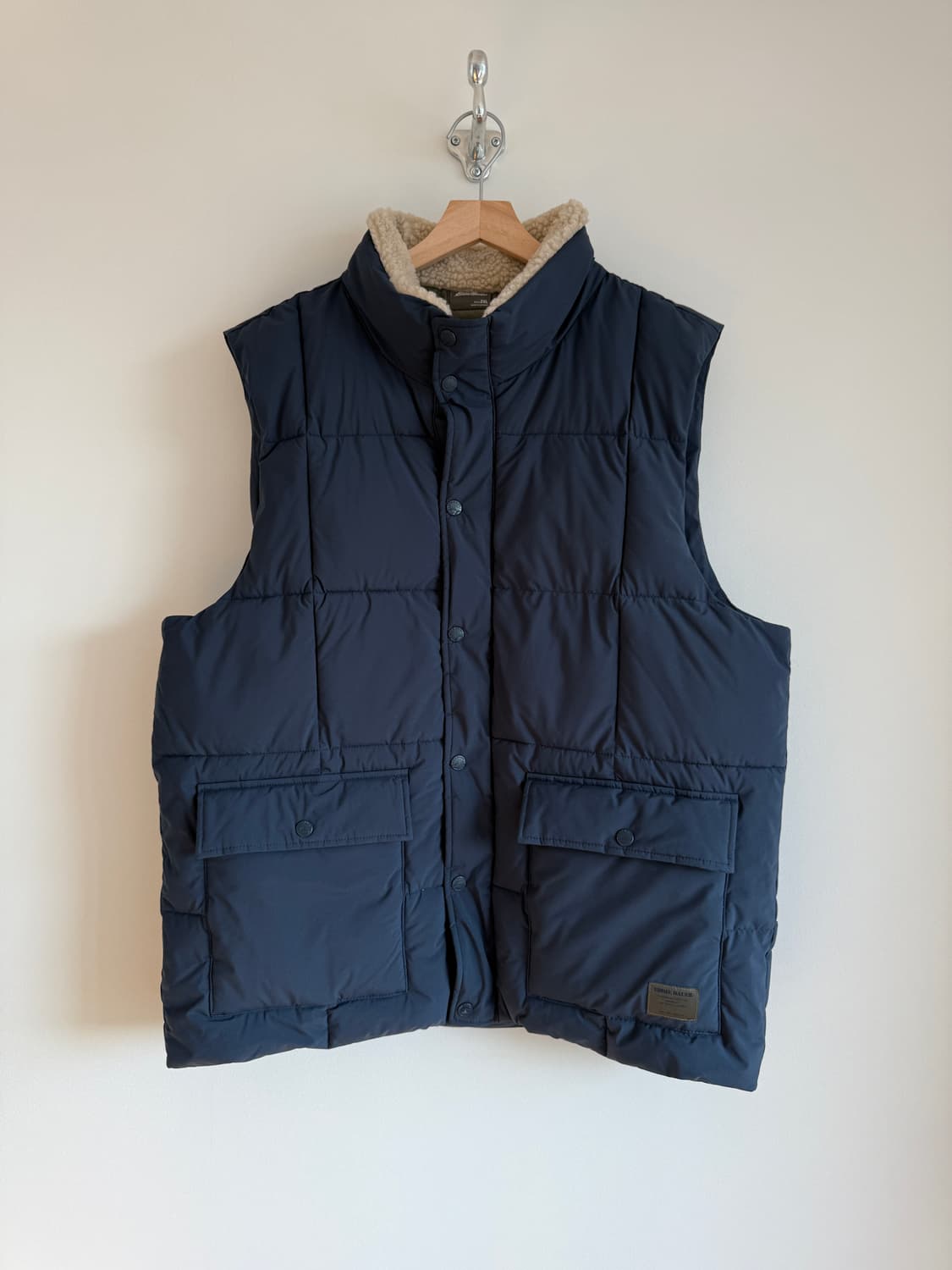 에디바우어(Eddie Bauer) 패딩 베스트 상품이미지1