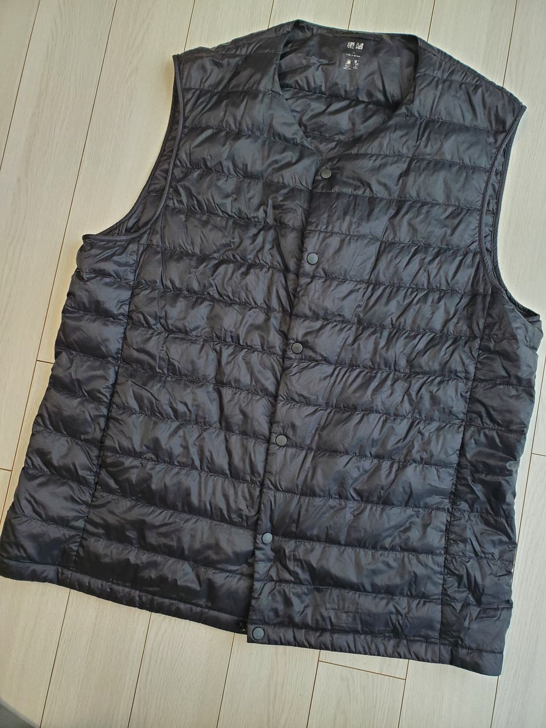 유니클로 경량패딩조끼 사이즈xl

여러 중고사이트에도 같이 판매하고 있어 상품이미지1