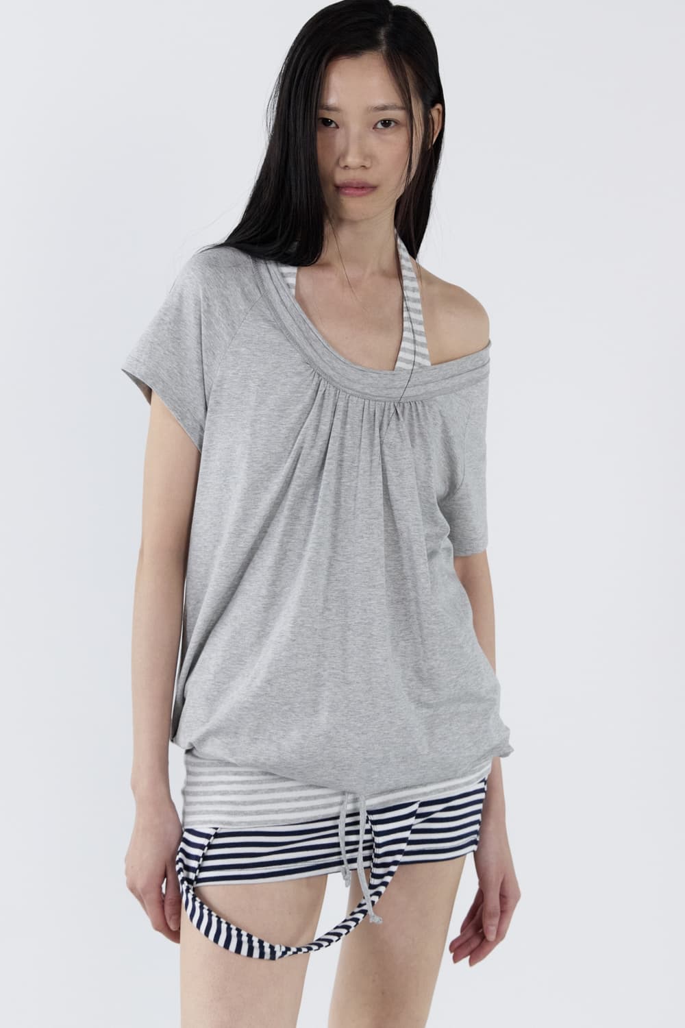 세릭 cerric round drawstring hem top gray 상품이미지4