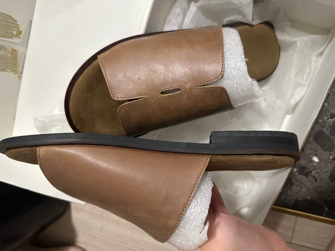 새상품)마뗑킴 스티치 슬라이드 샌들 브라운240 상품이미지2